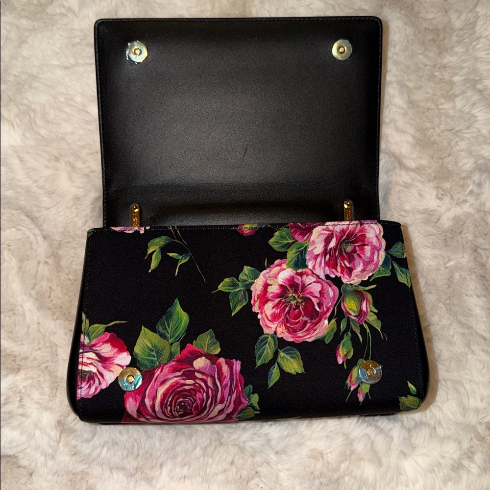 Dolce & Gabbana Medium DG Girls Crossbody Bag - Picture 4 of 8